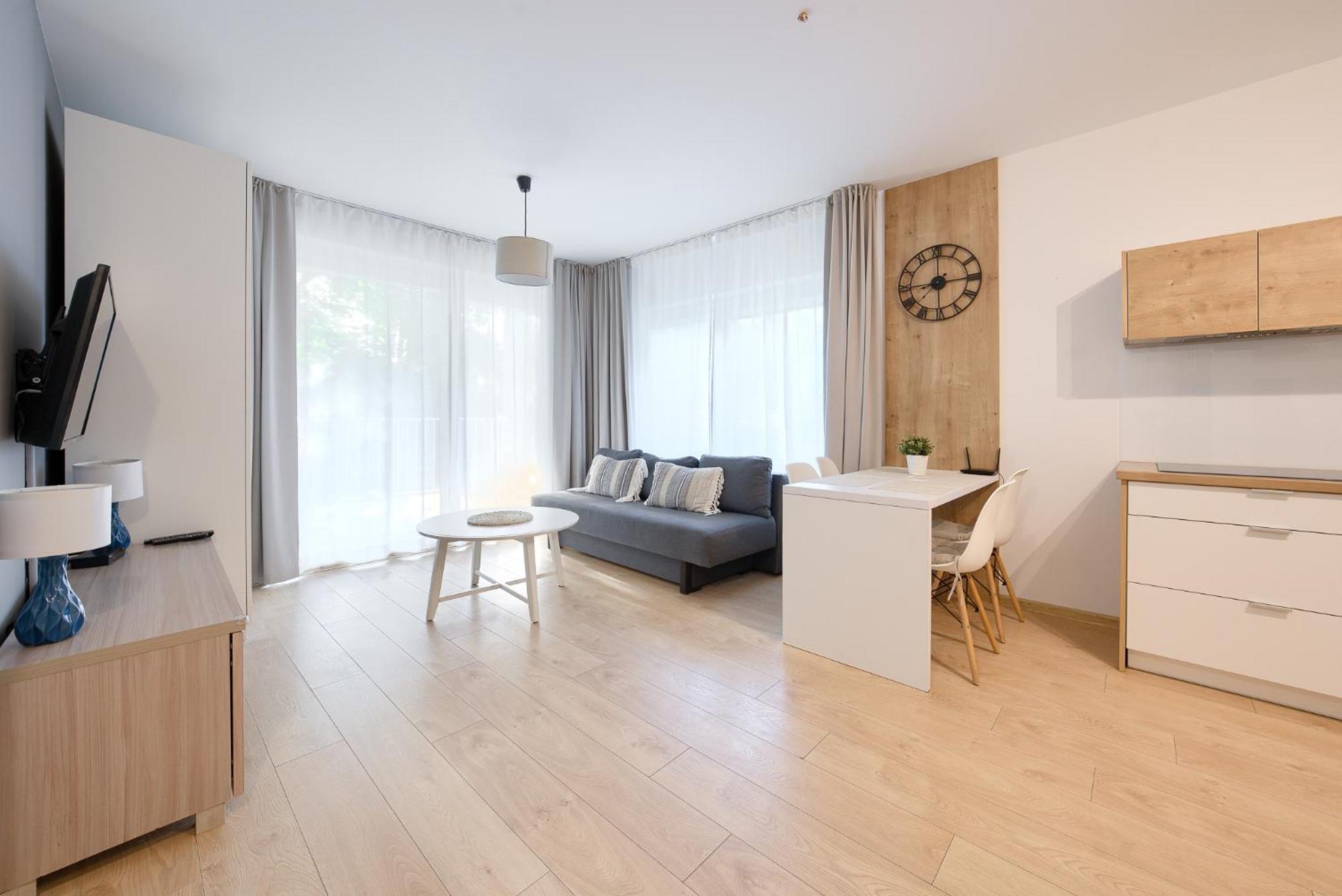Apartamentyprzymorzu 010 Z Basenem Tarasem I Ogrodkiem Kolobřeh Exteriér fotografie