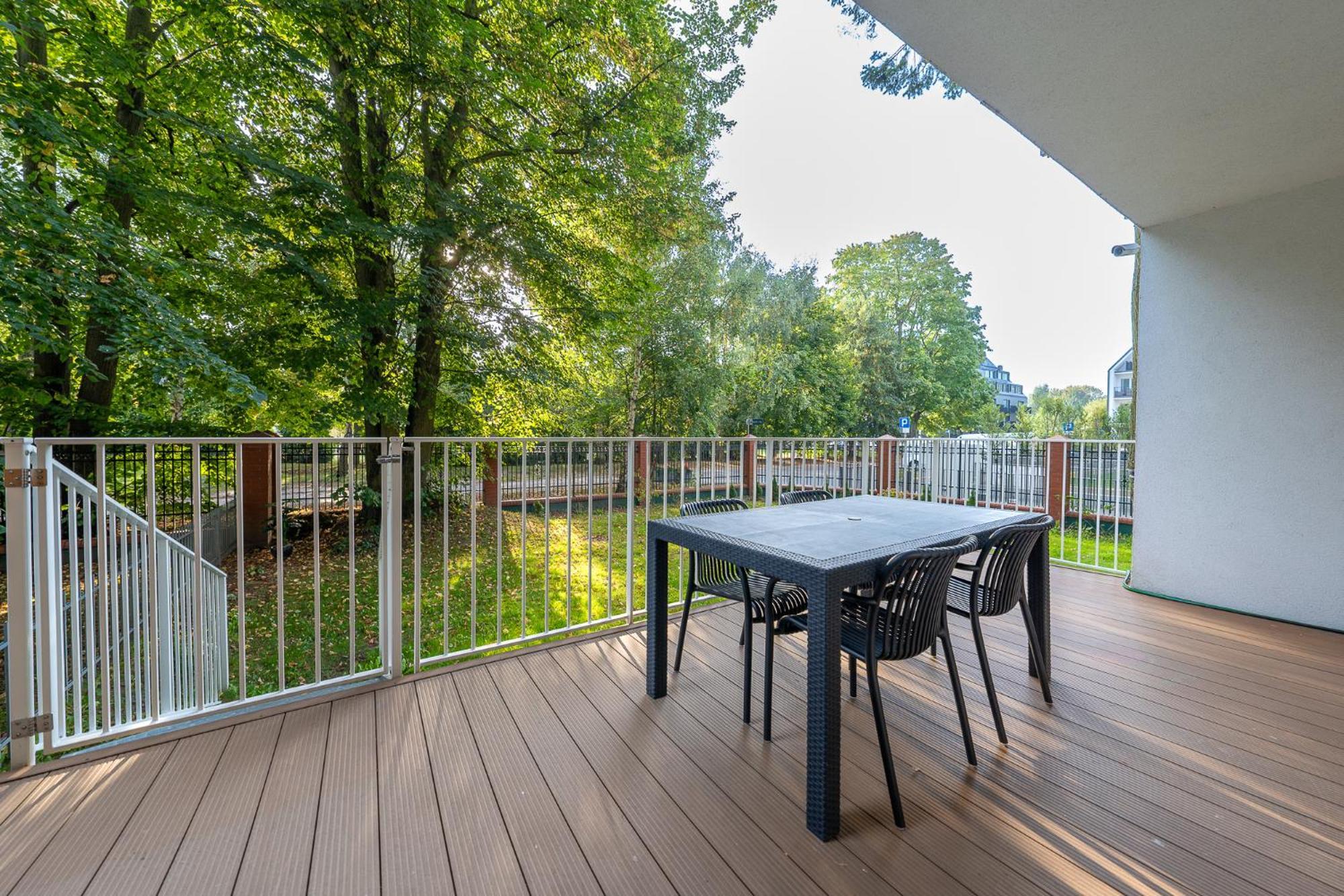 Apartamentyprzymorzu 010 Z Basenem Tarasem I Ogrodkiem Kolobřeh Exteriér fotografie